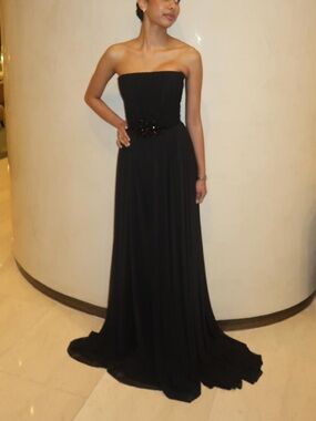 Albina Dyla Strapless Black Evening Gown